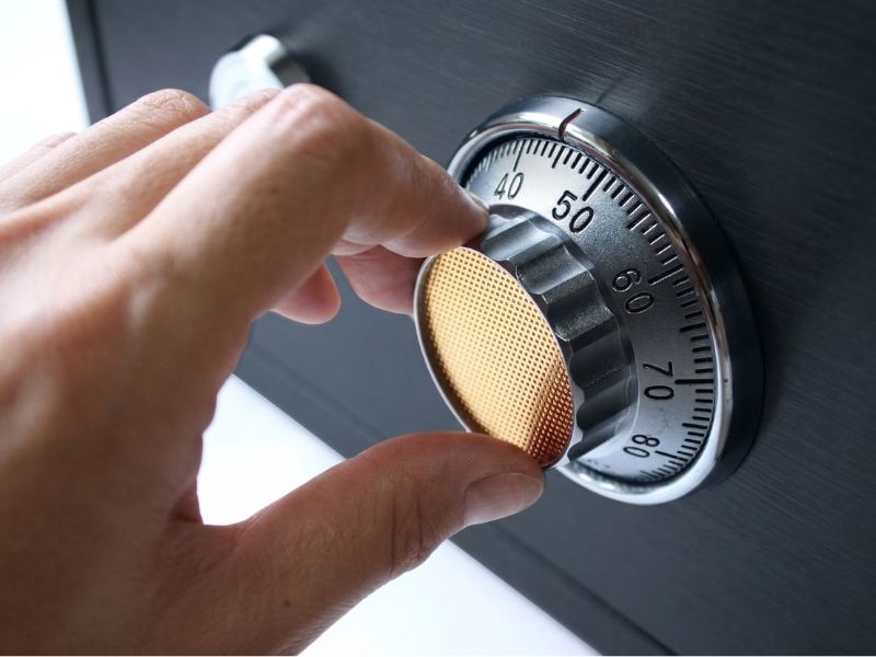 金庫の鍵トラブル